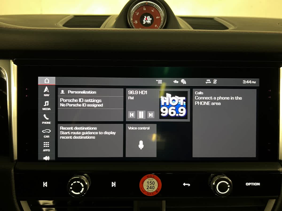 new 2026 Porsche Macan car