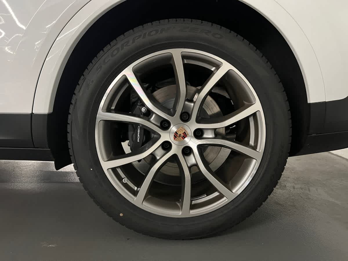 new 2026 Porsche Cayenne car