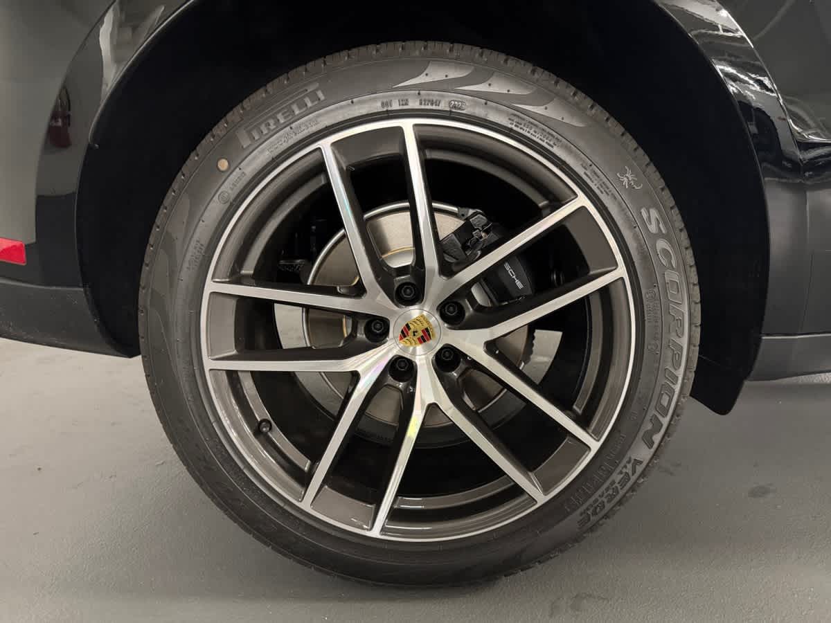 new 2026 Porsche Macan car