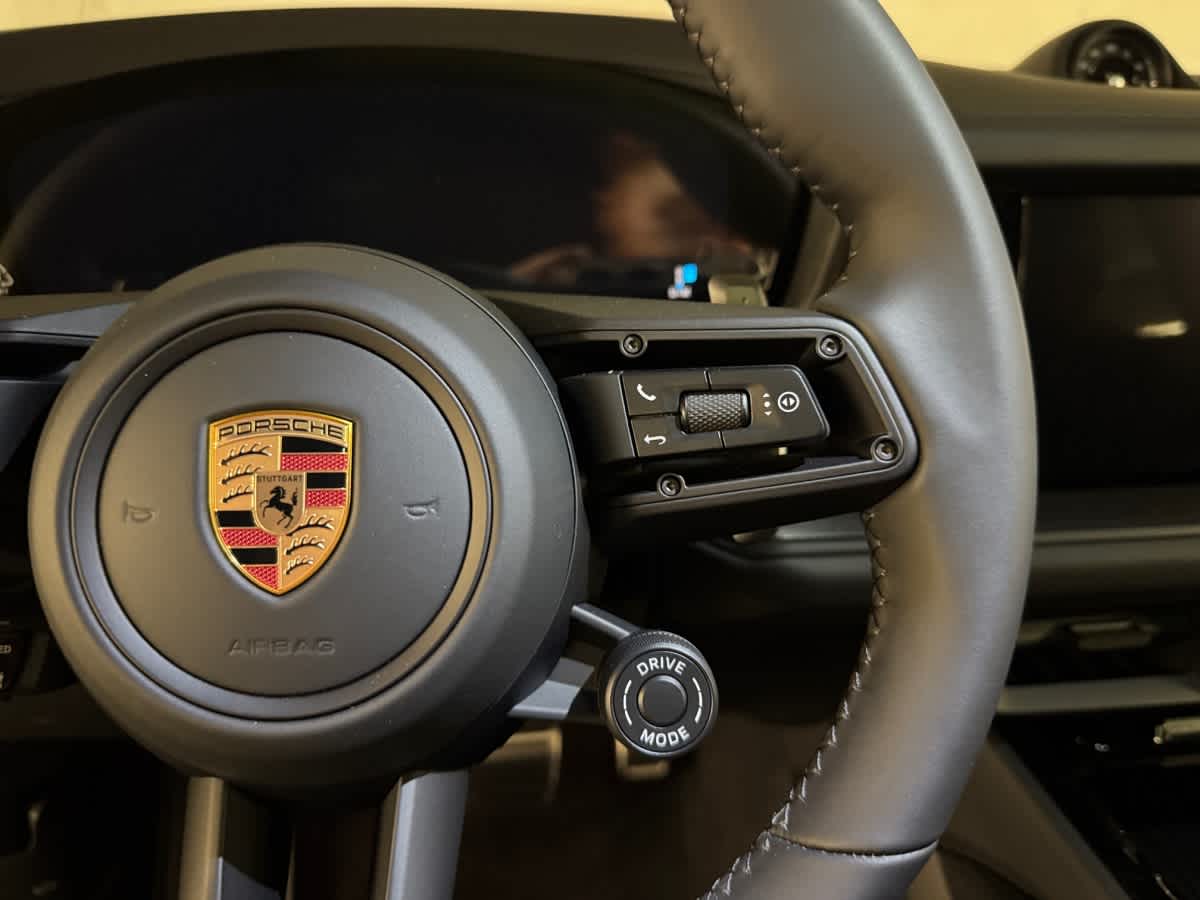 new 2025 Porsche Cayenne car