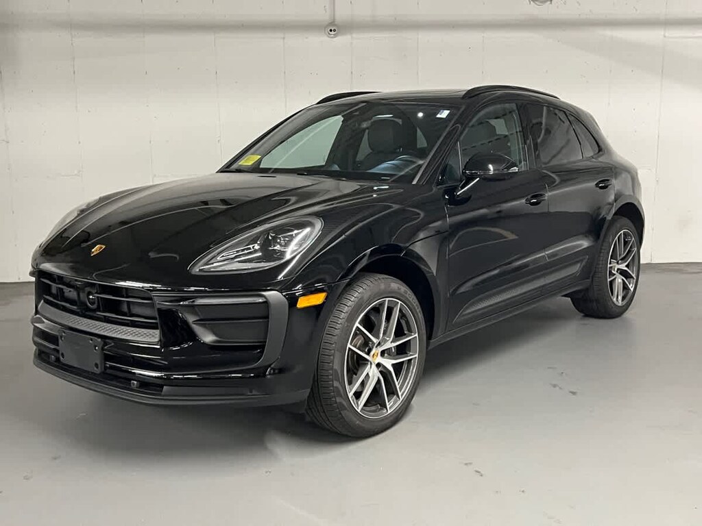 New 2026 Porsche Macan SUV