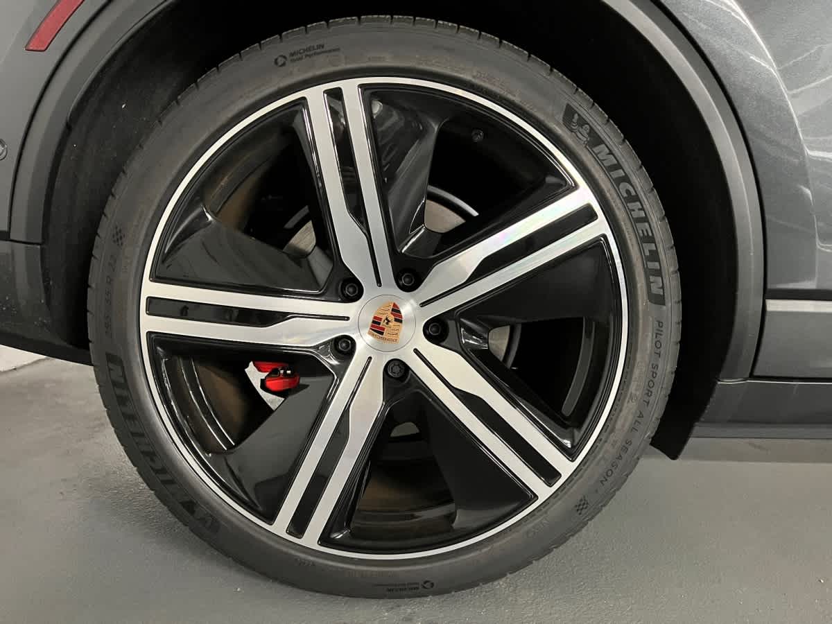 new 2026 Porsche Macan car