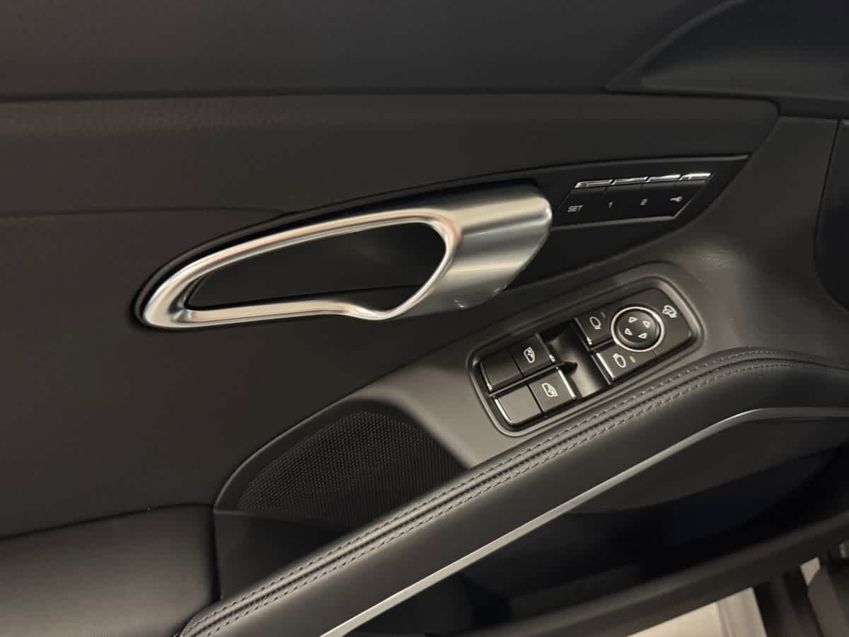 new 2025 Porsche 718 Cayman car