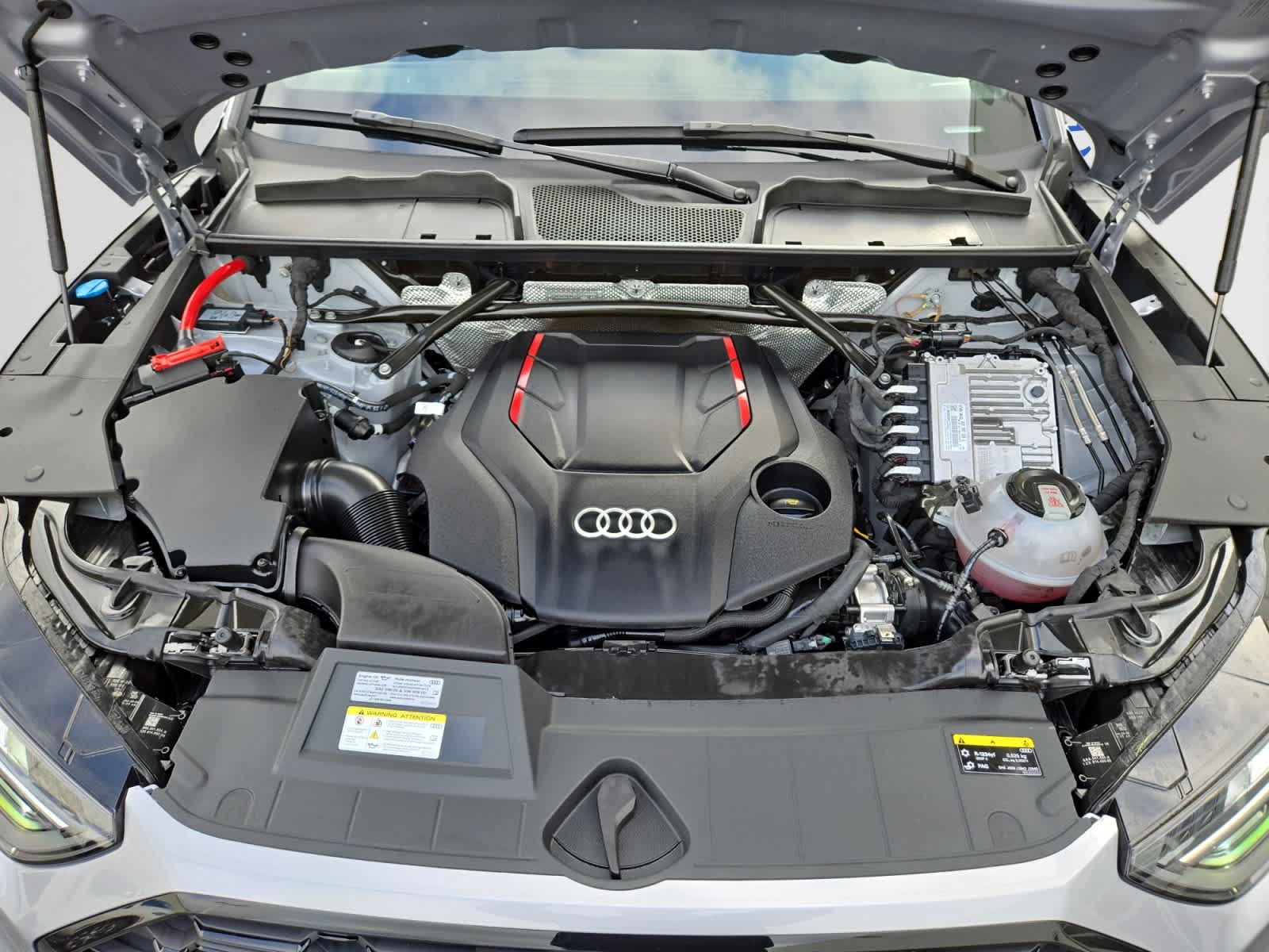 used 2024 Audi SQ5 car, priced at $46,998