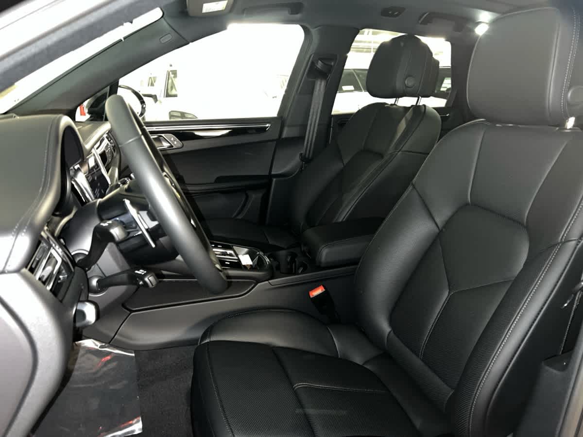 new 2026 Porsche Macan car
