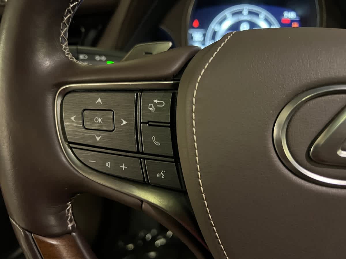 used 2018 Lexus LS 500 car, priced at $39,998