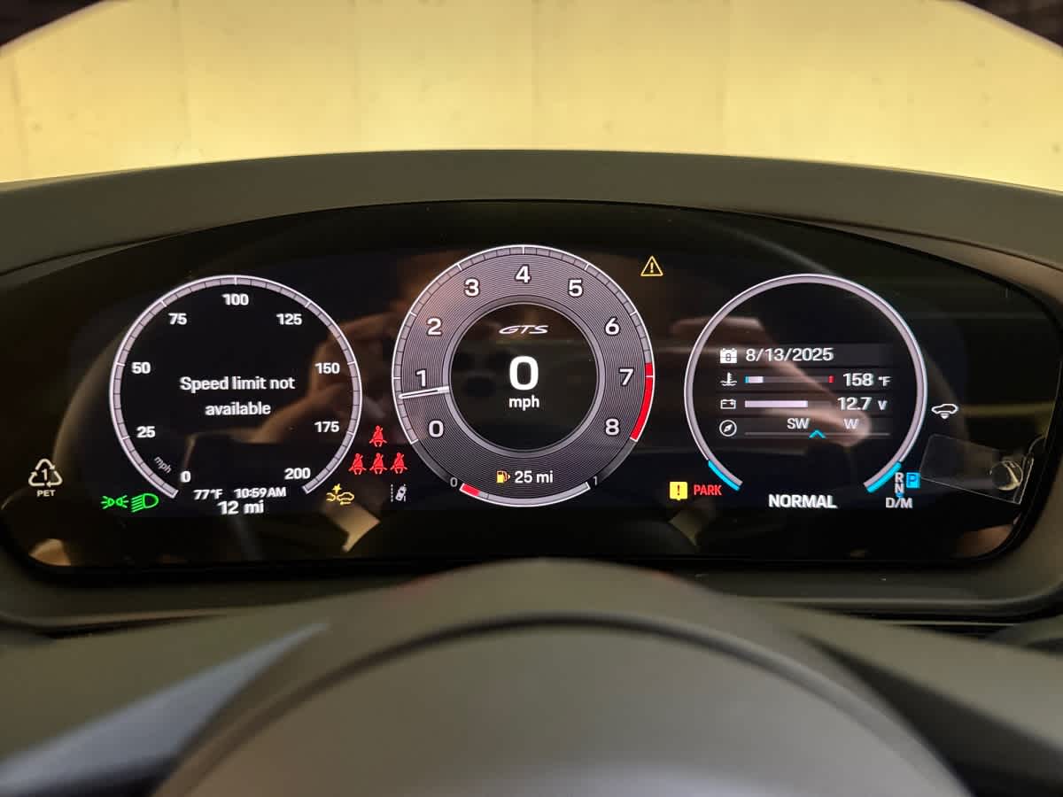 new 2025 Porsche Cayenne car