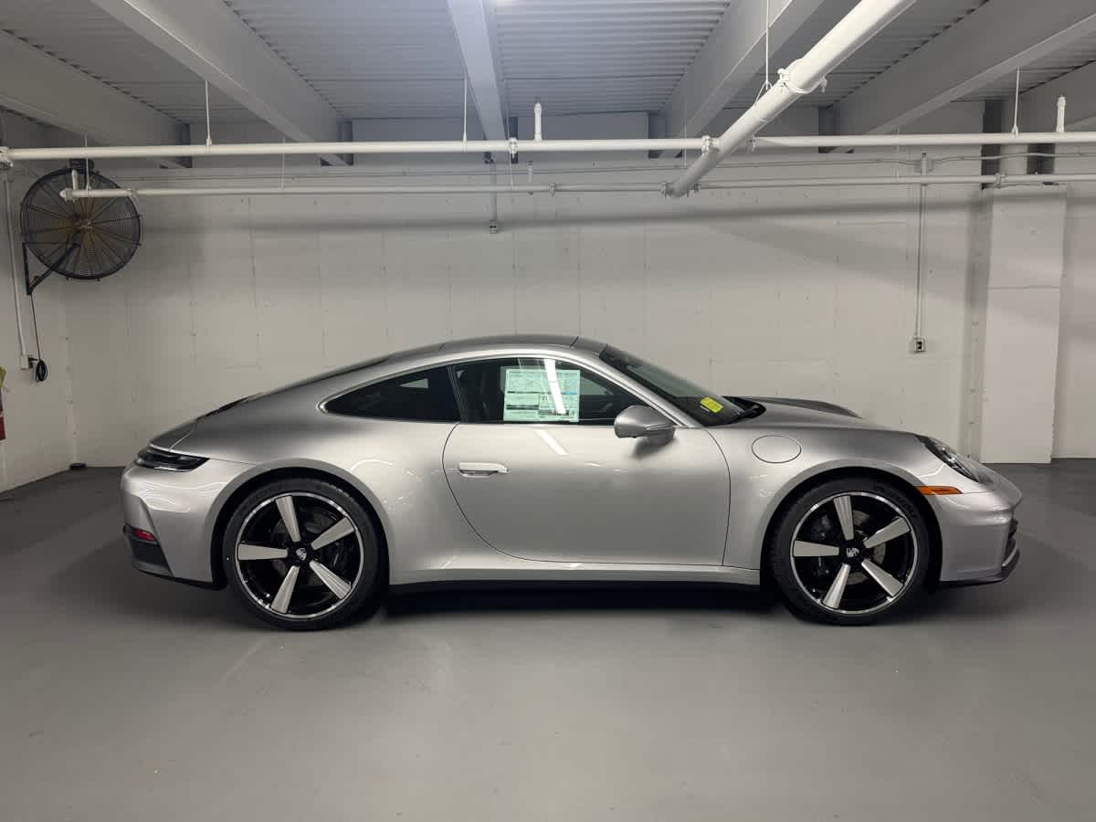 new 2026 Porsche 911 car