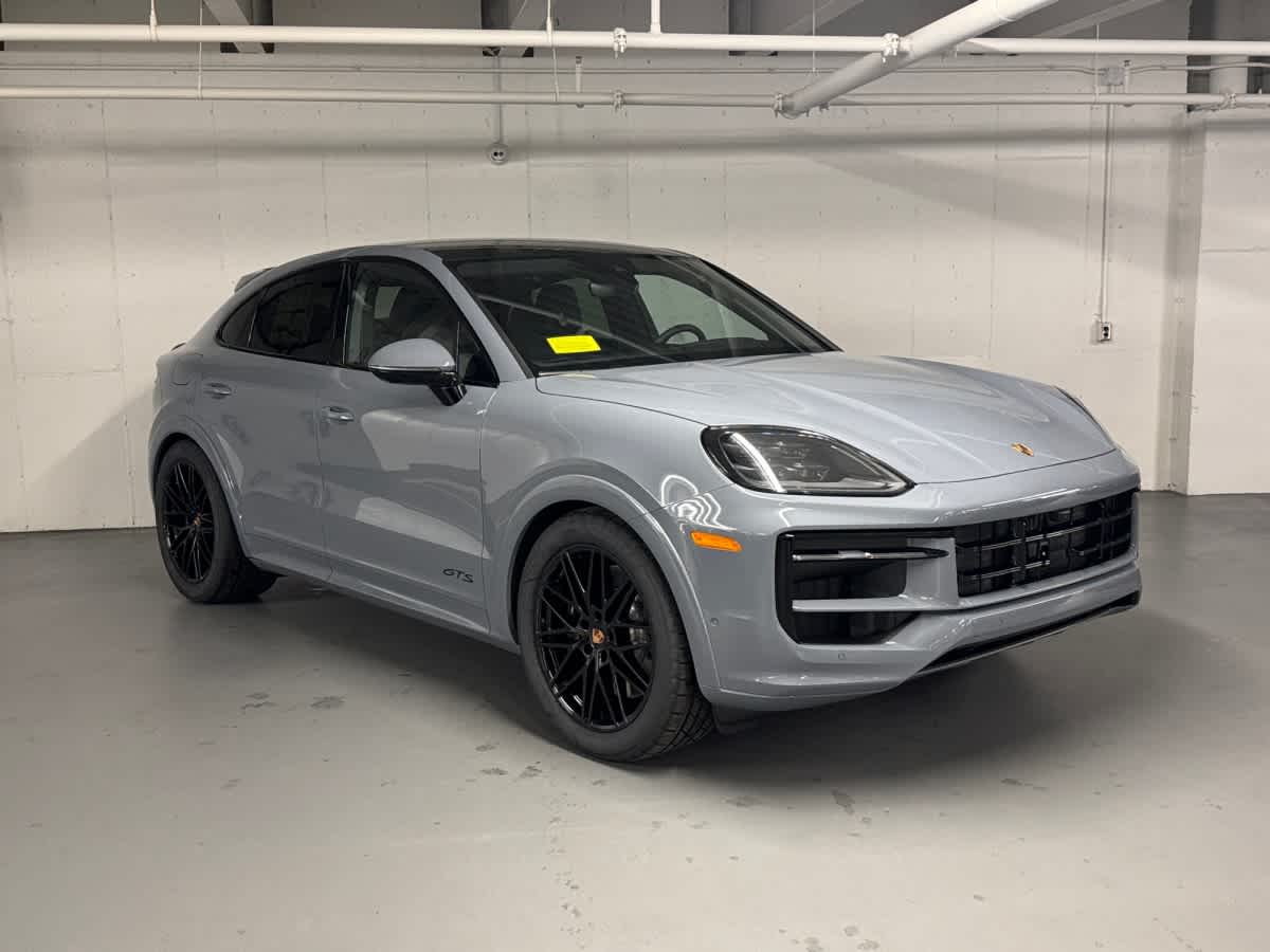new 2026 Porsche Cayenne car