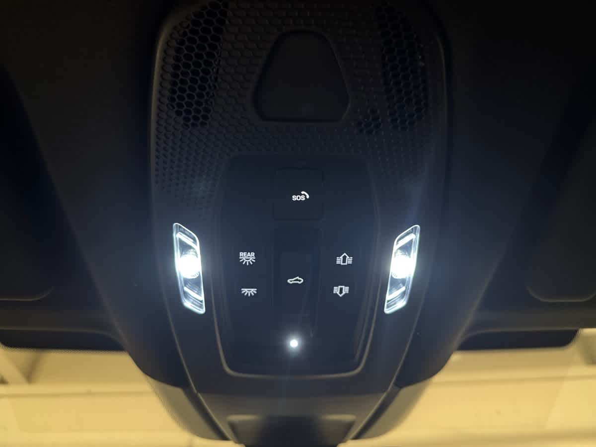 new 2025 Porsche Panamera car