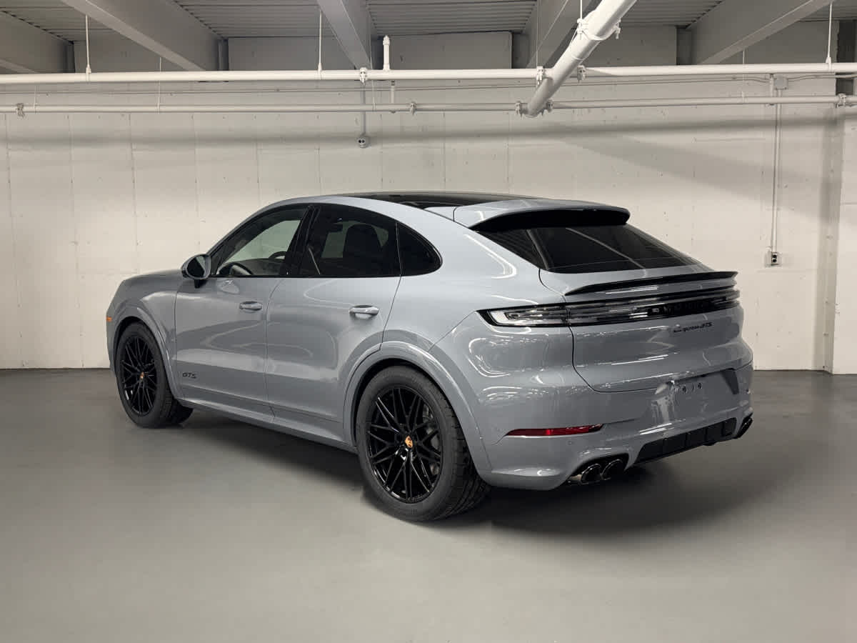 new 2026 Porsche Cayenne car