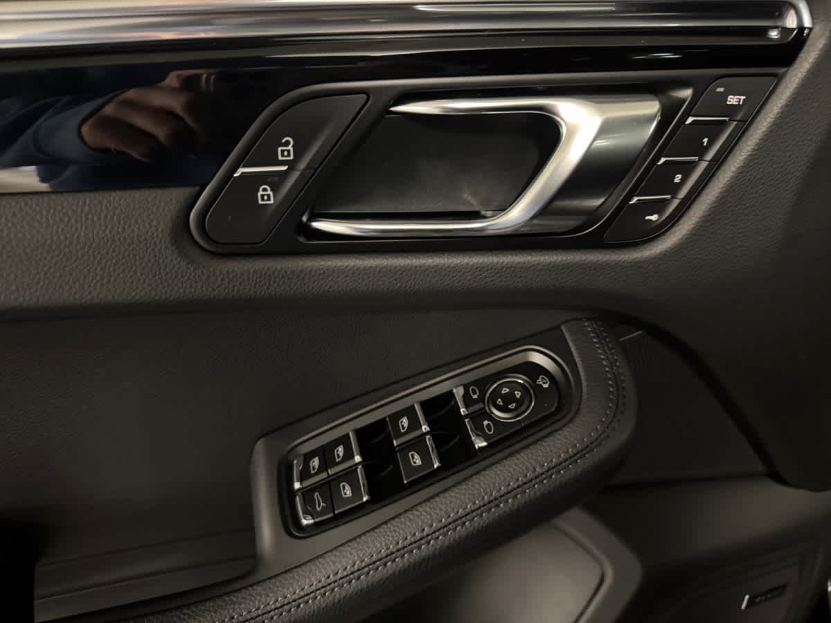 new 2026 Porsche Macan car