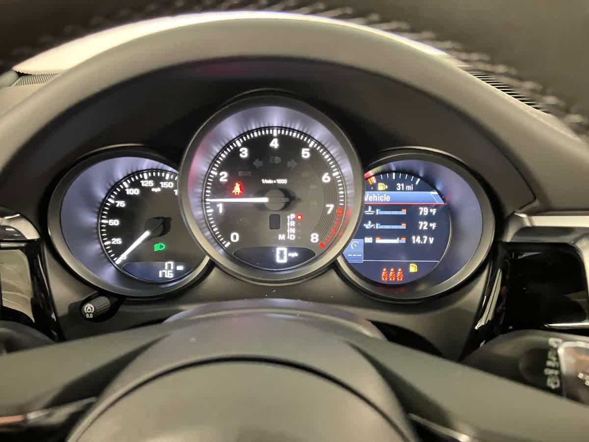 new 2026 Porsche Macan car
