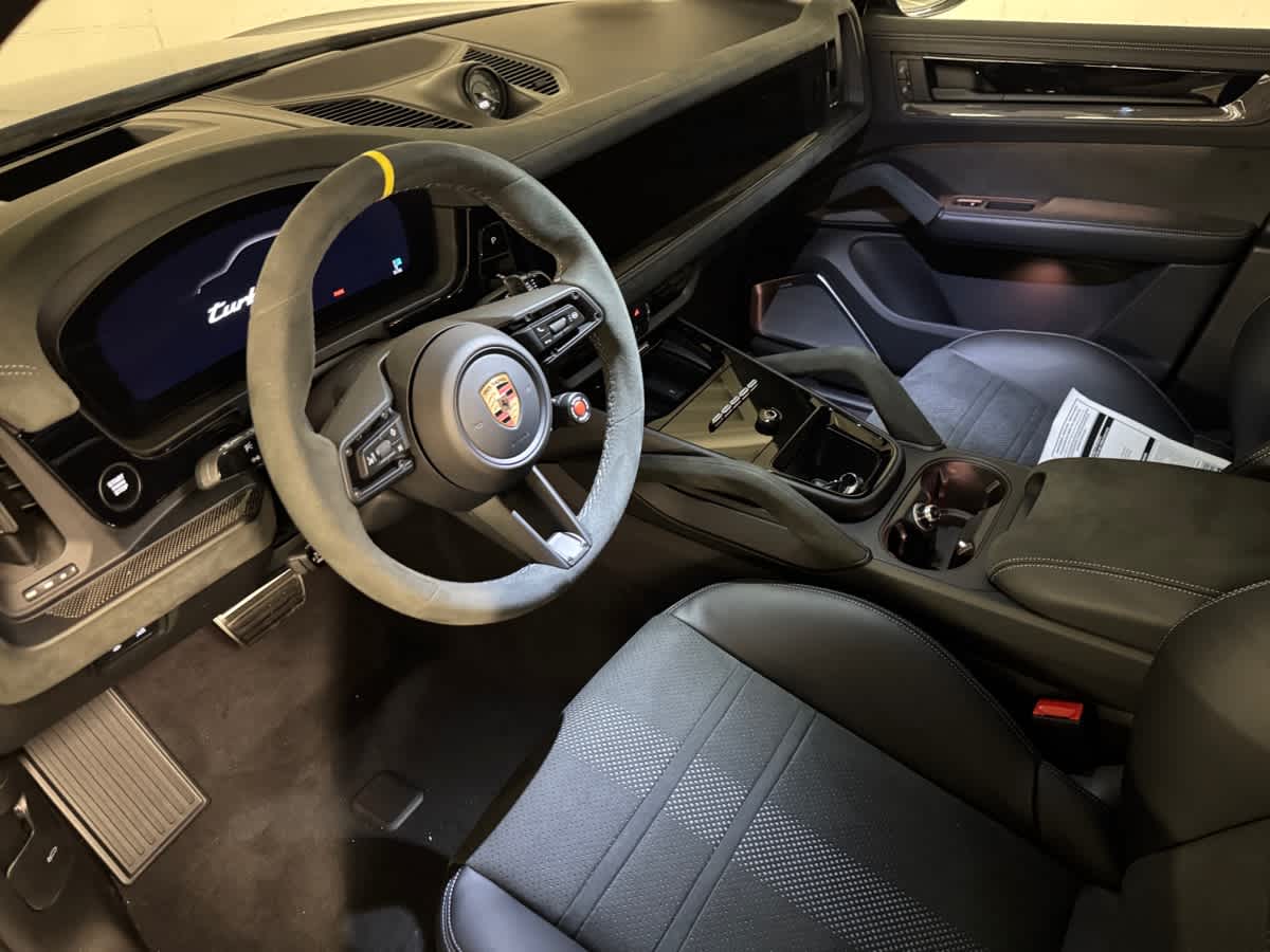 new 2025 Porsche Cayenne car