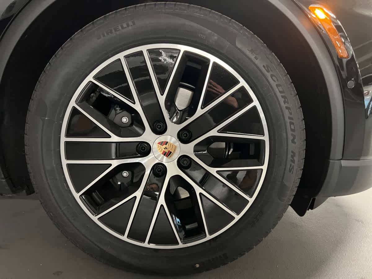 new 2026 Porsche Macan car