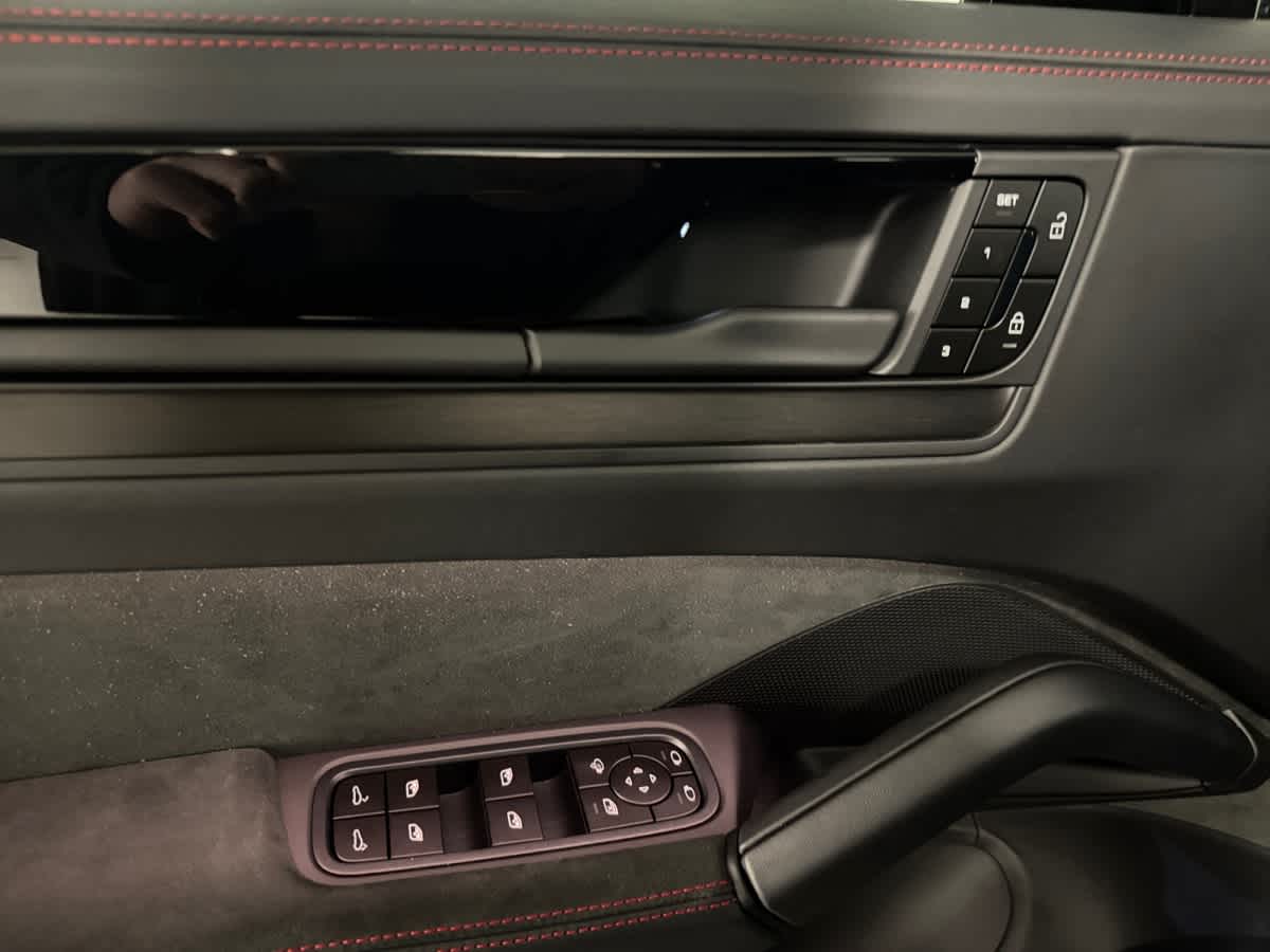 new 2026 Porsche Cayenne car