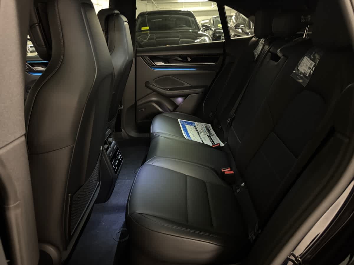 new 2026 Porsche Macan car