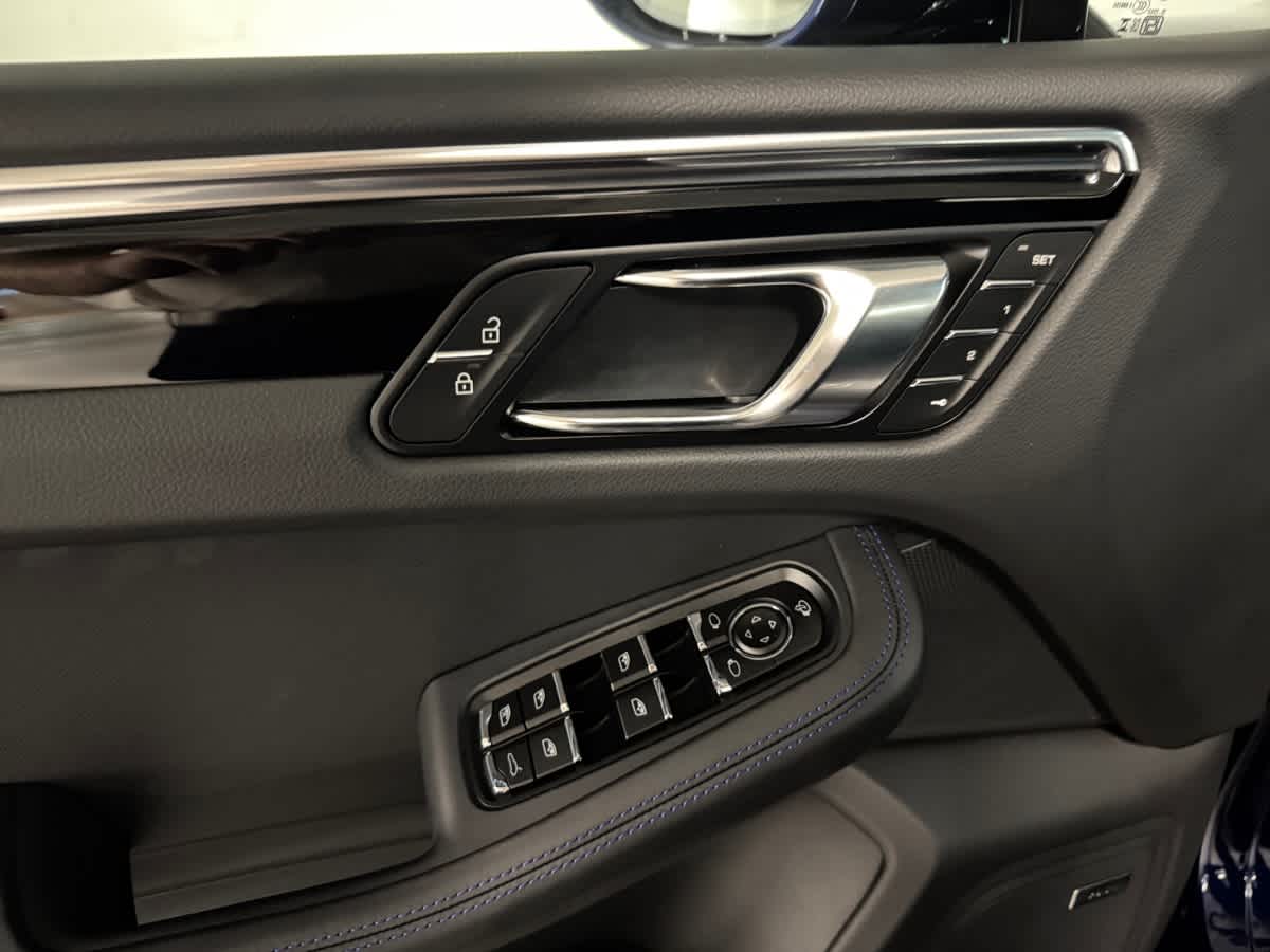 new 2026 Porsche Macan car