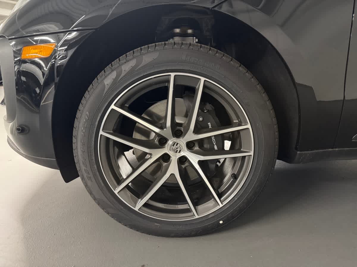 new 2026 Porsche Macan car