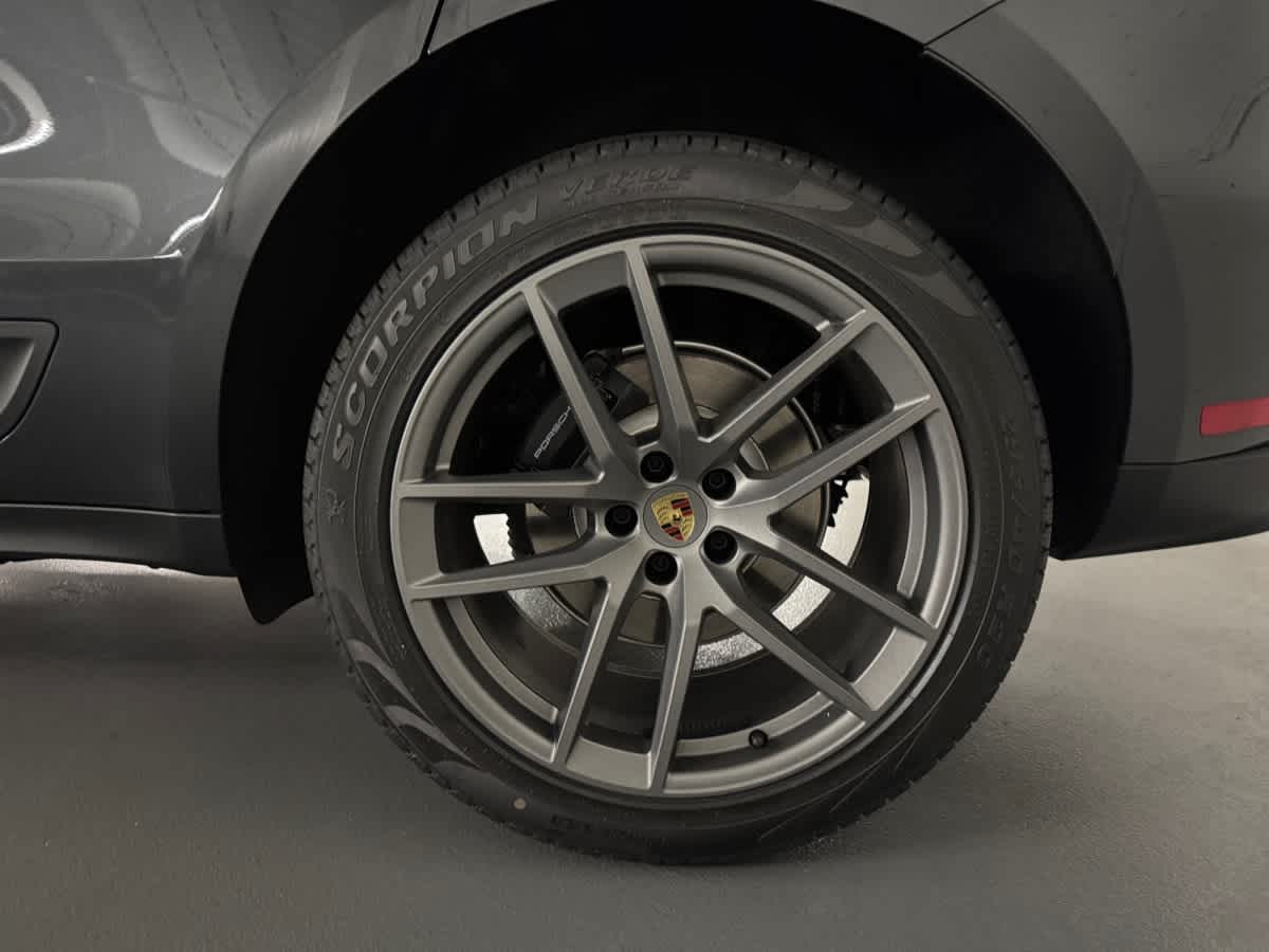 new 2026 Porsche Macan car