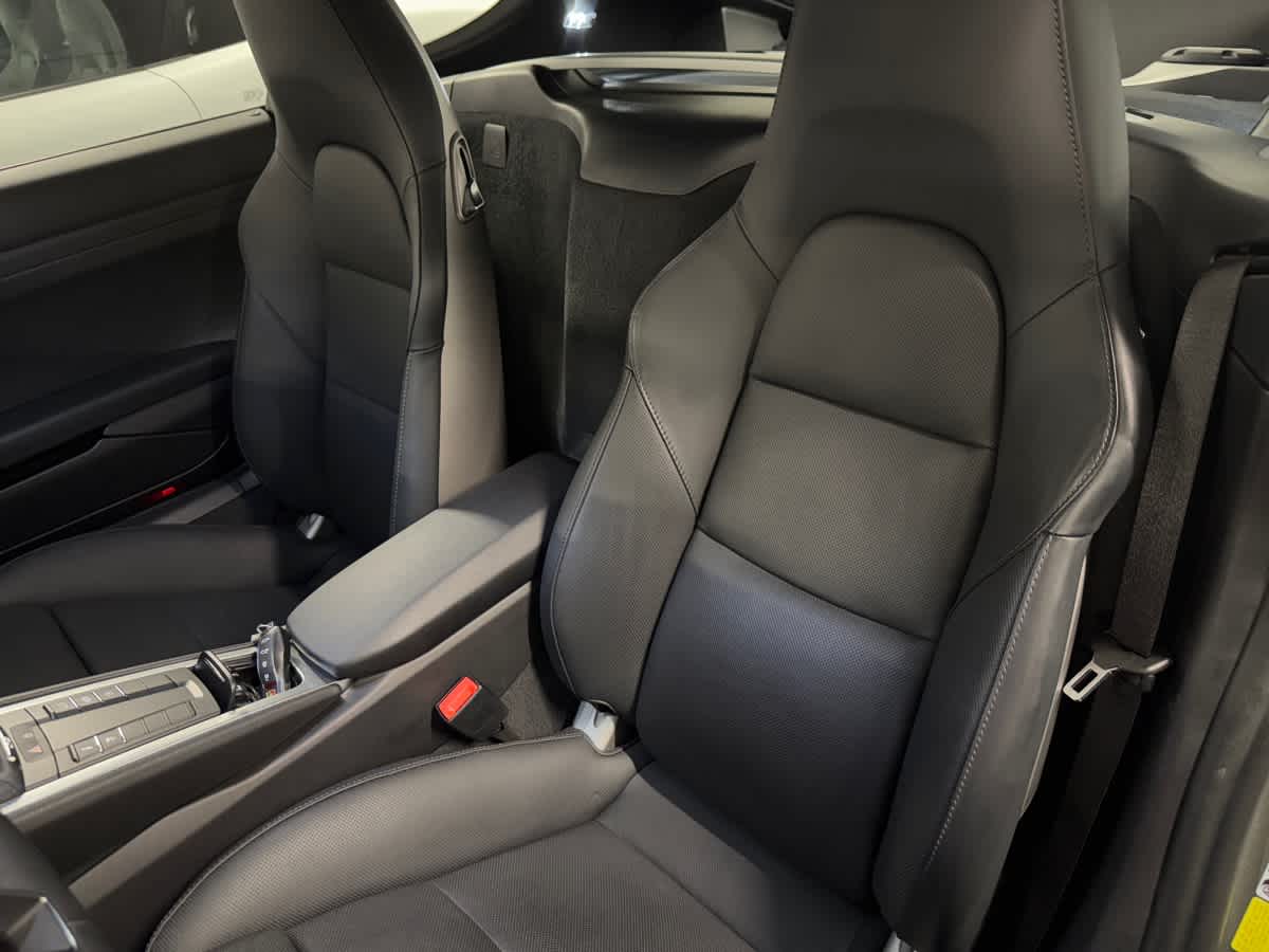 new 2025 Porsche 718 Cayman car