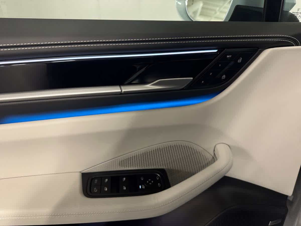 new 2026 Porsche Macan car