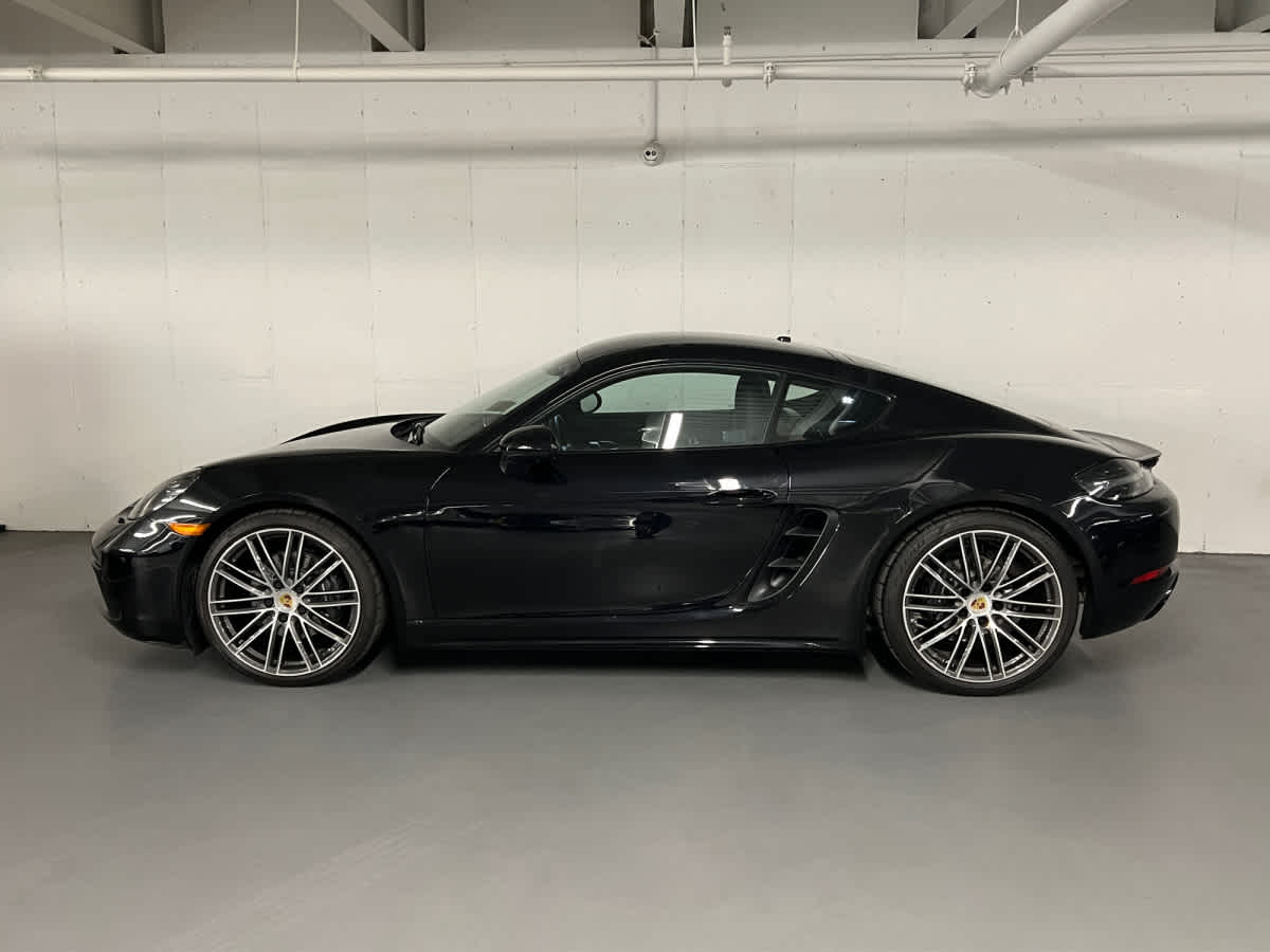 new 2025 Porsche 718 Cayman car