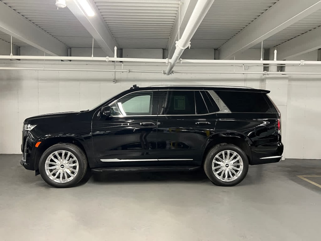 Used 2024 CADILLAC Escalade 4WD Premium Luxury SUV