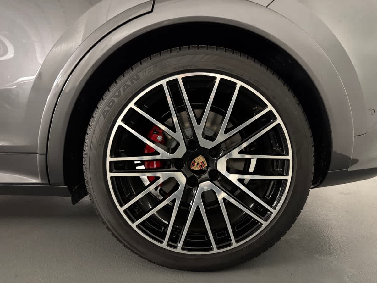 new 2026 Porsche Cayenne car