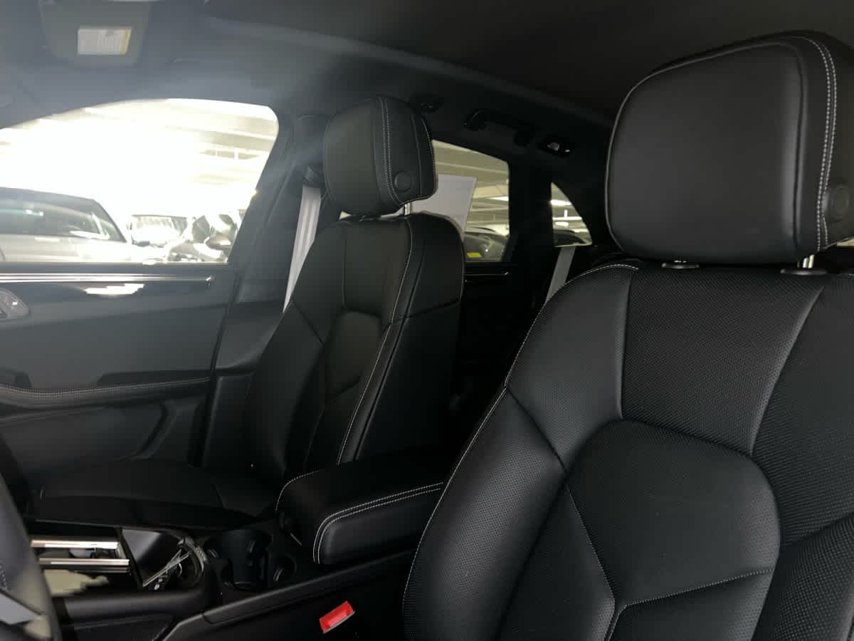 new 2026 Porsche Macan car