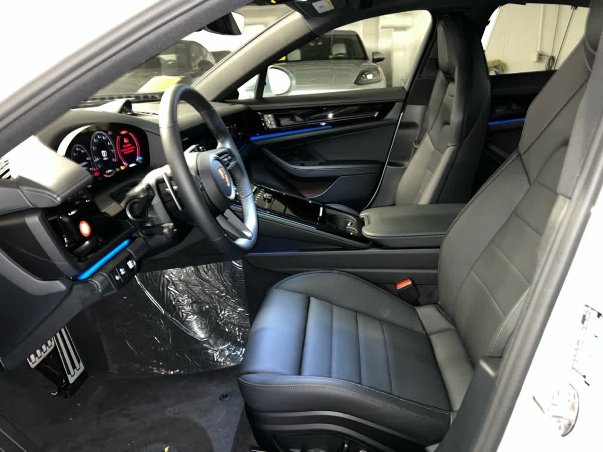 new 2026 Porsche Panamera car