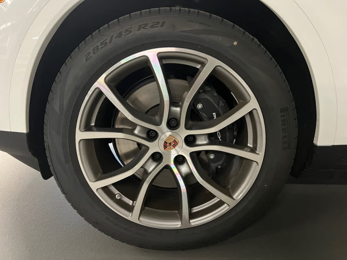 new 2026 Porsche Cayenne car