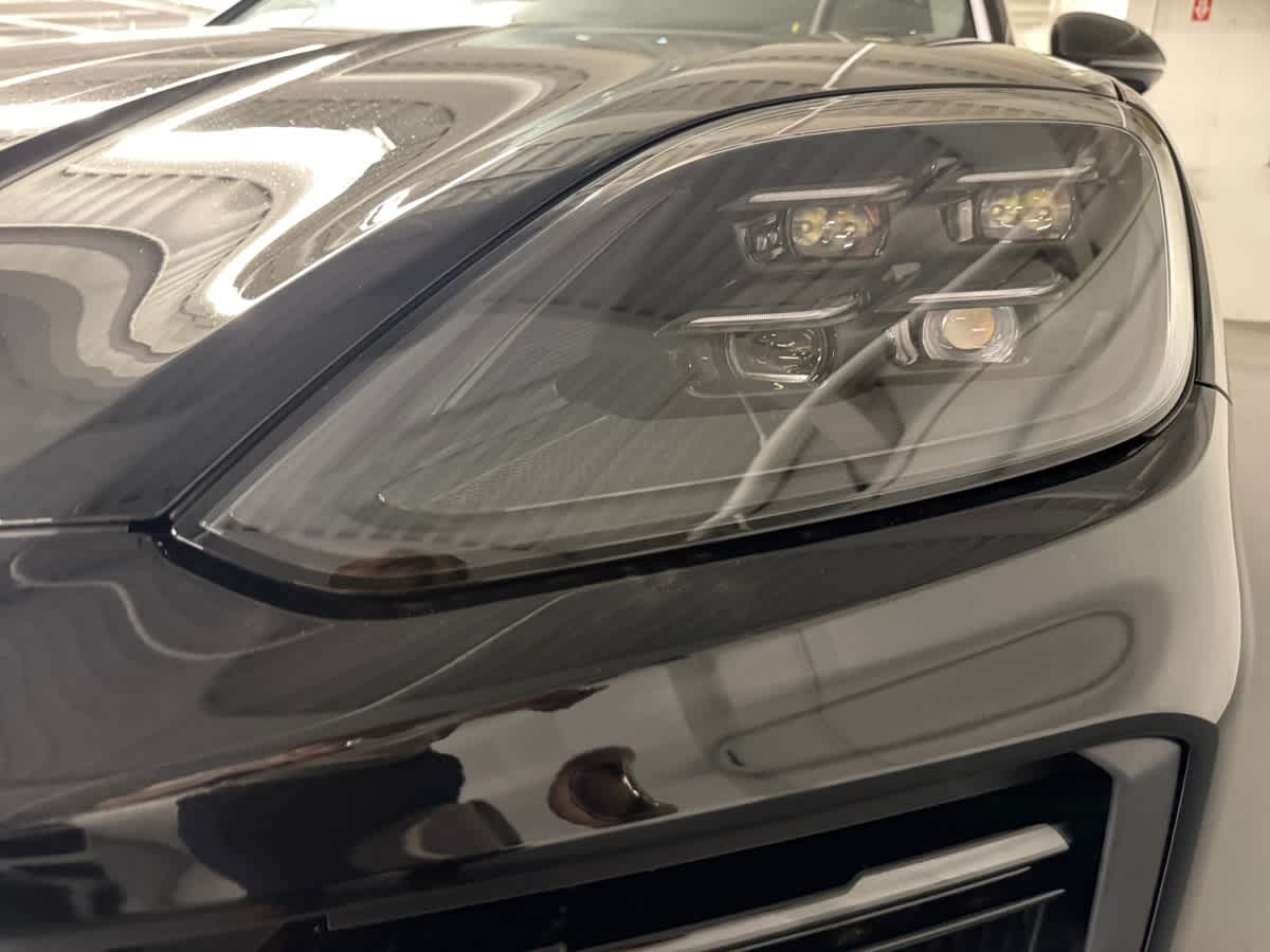 new 2025 Porsche Cayenne car