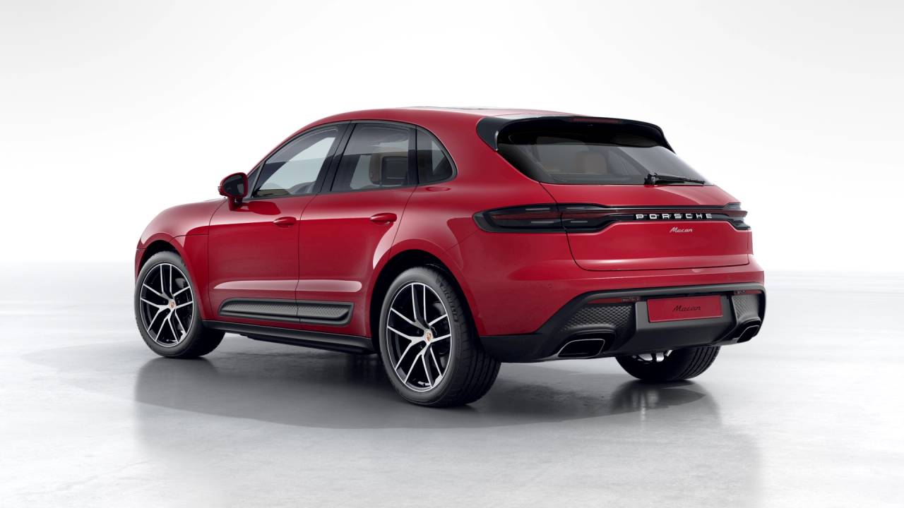 2026 Porsche Macan T photo 3