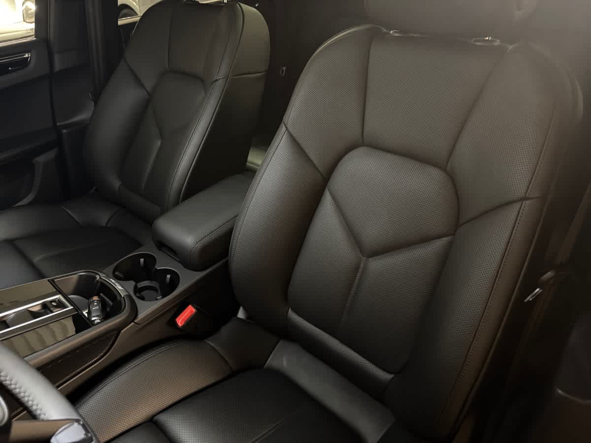 new 2026 Porsche Macan car