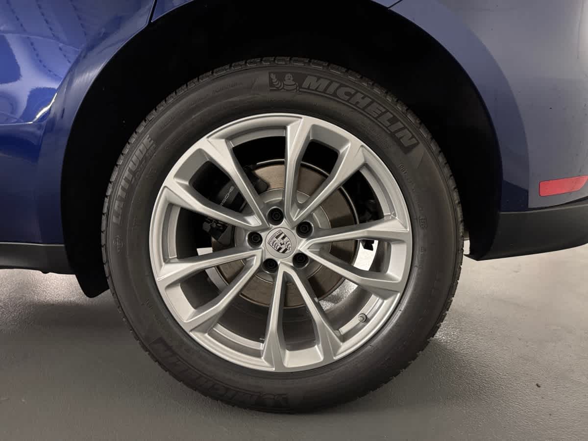used 2025 Porsche Macan car, priced at $59,498