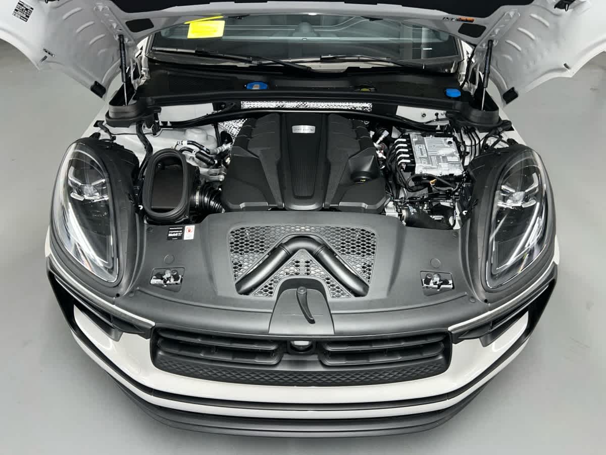 new 2026 Porsche Macan car