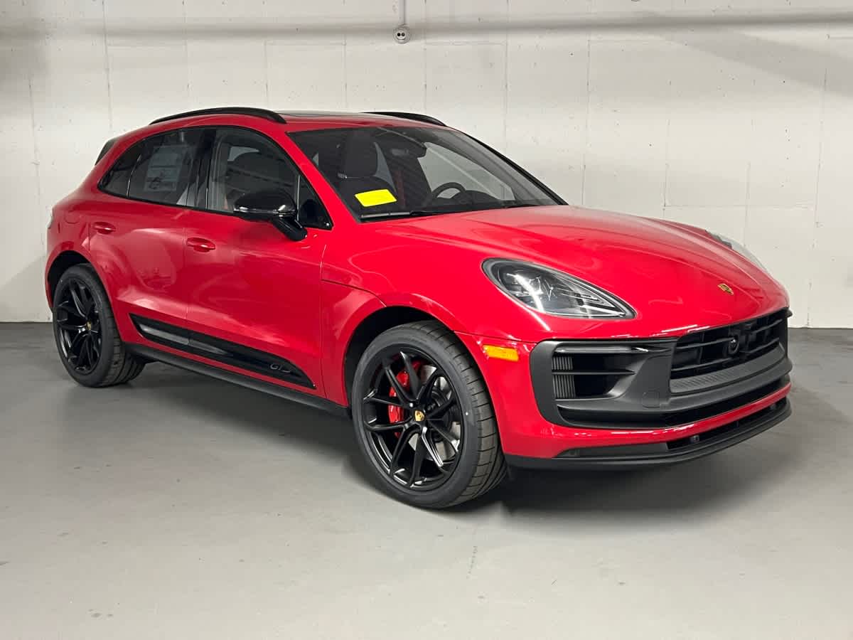 new 2026 Porsche Macan car