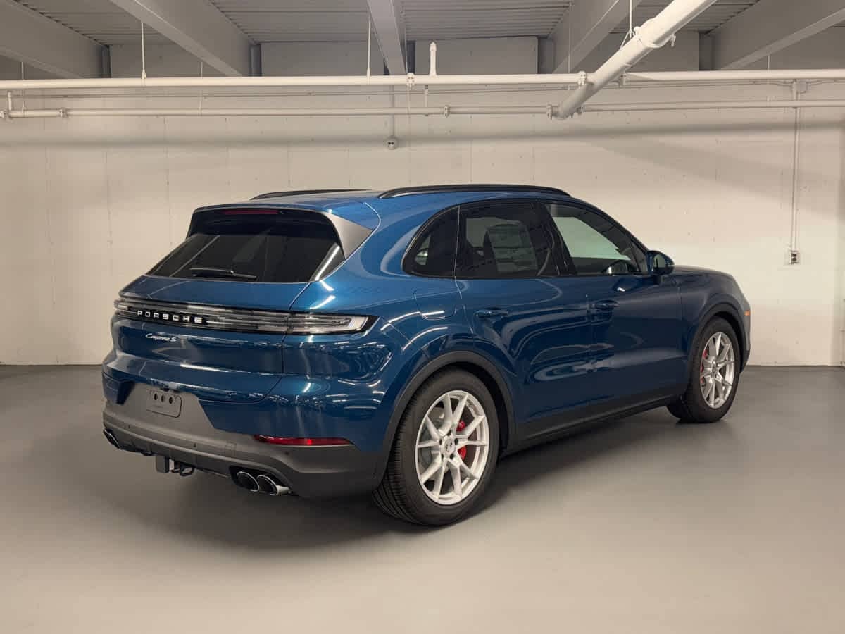 new 2025 Porsche Cayenne car