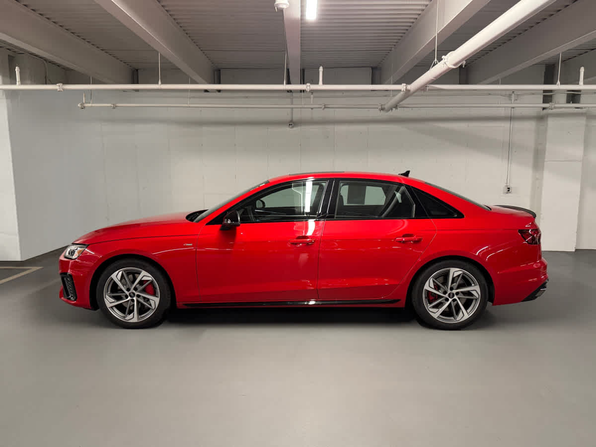 2024 Audi A4 S line Premium Plus photo 2