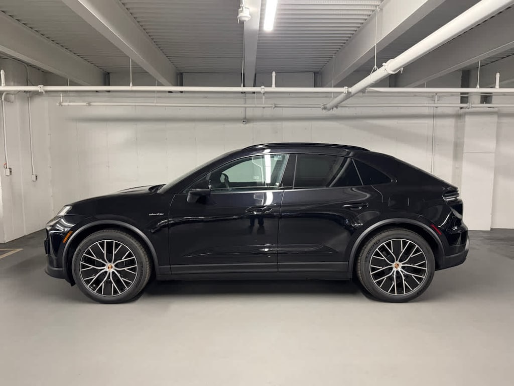 New 2026 Porsche Macan Electric 4 SUV