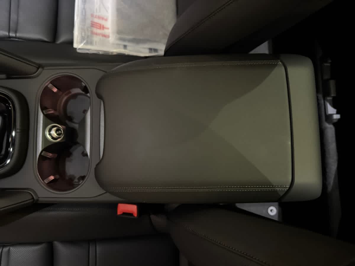 new 2025 Porsche Cayenne car