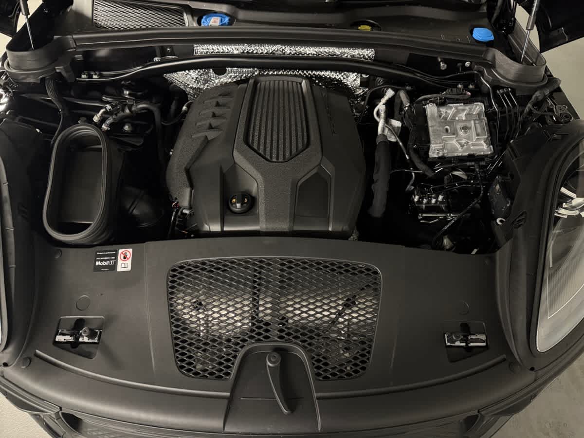 new 2026 Porsche Macan car