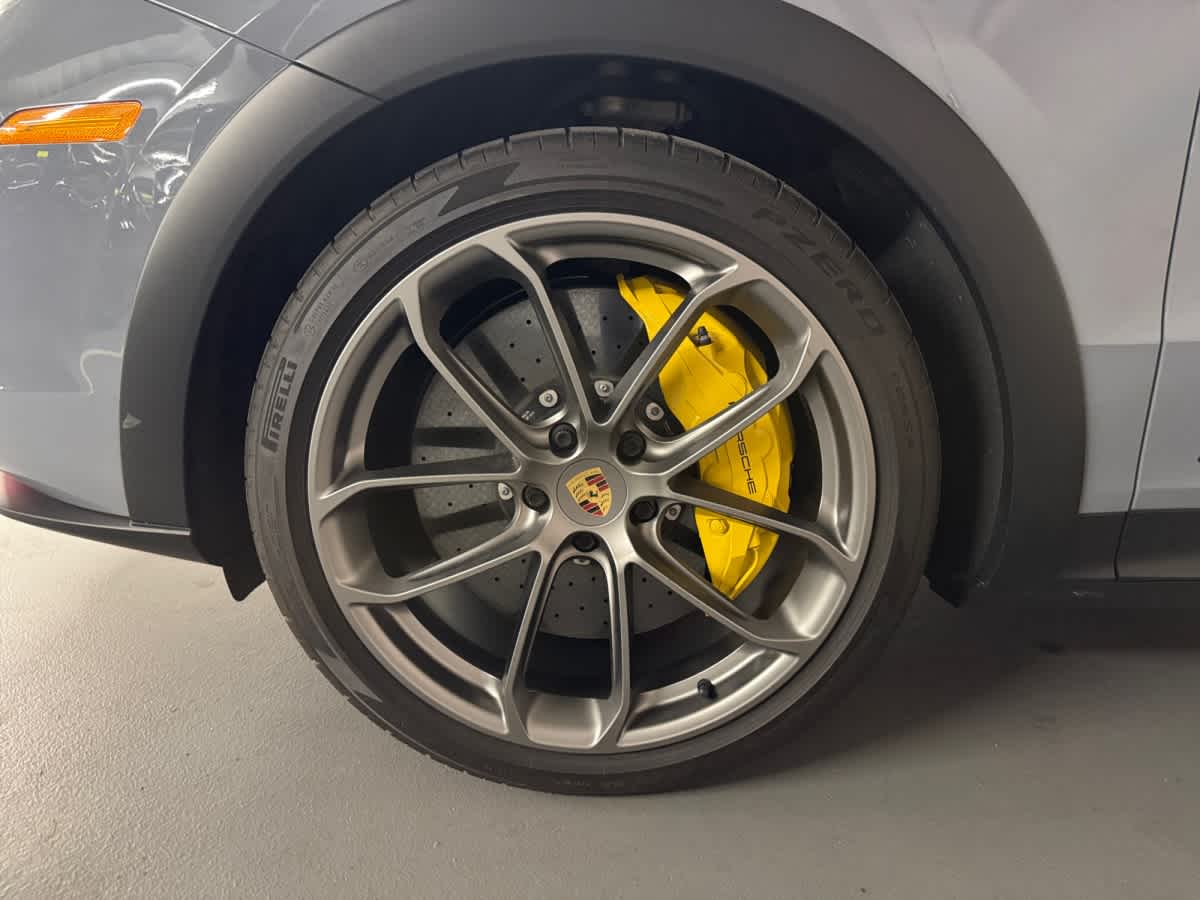used 2022 Porsche Cayenne car, priced at $139,998