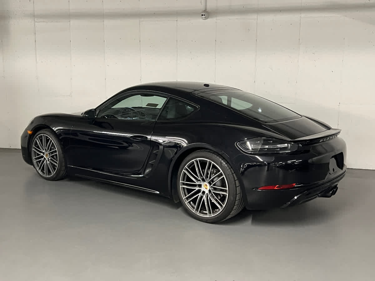 new 2025 Porsche 718 Cayman car
