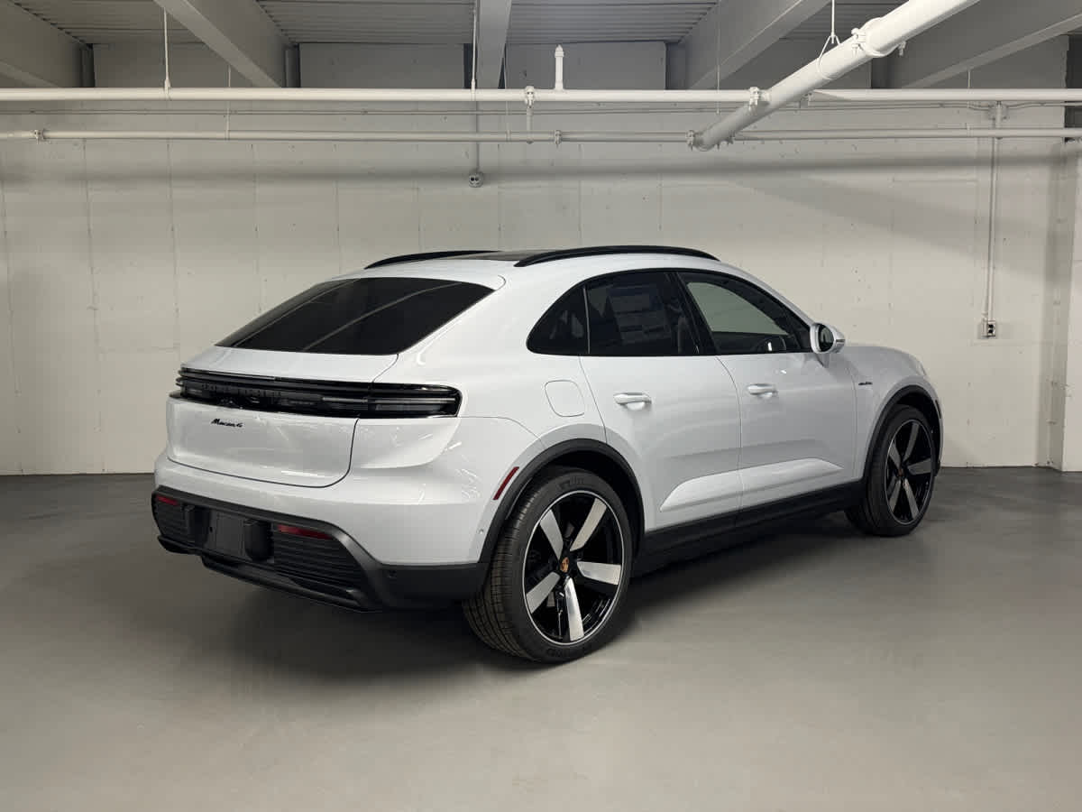 new 2026 Porsche Macan car