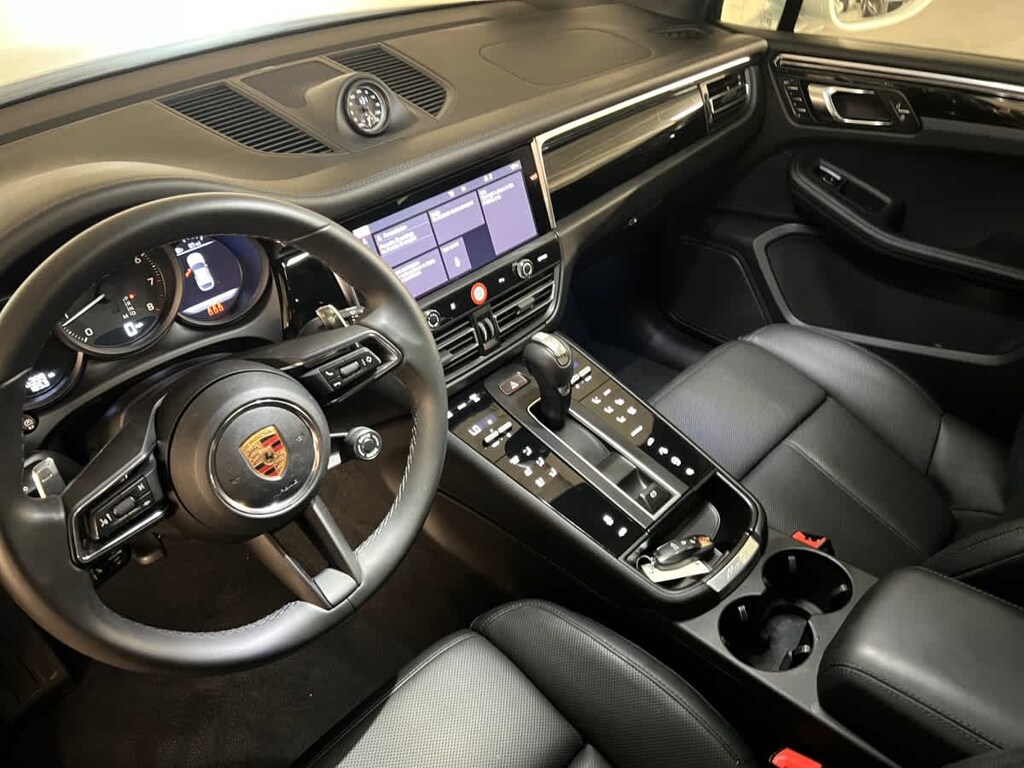 New 2026 Porsche Macan SUV