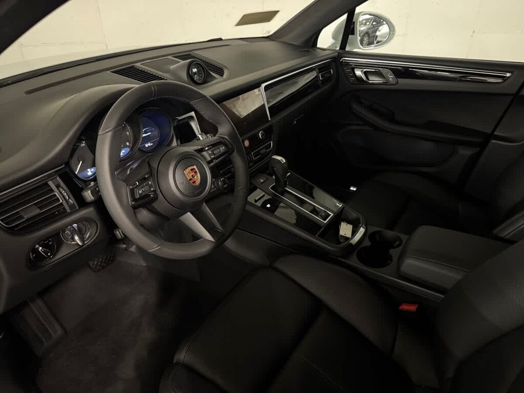 New 2026 Porsche Macan SUV
