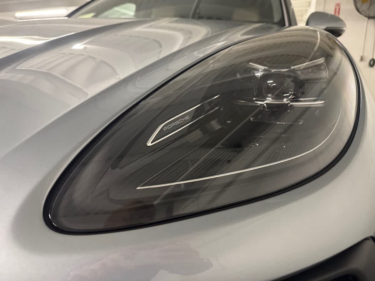 new 2026 Porsche Macan car
