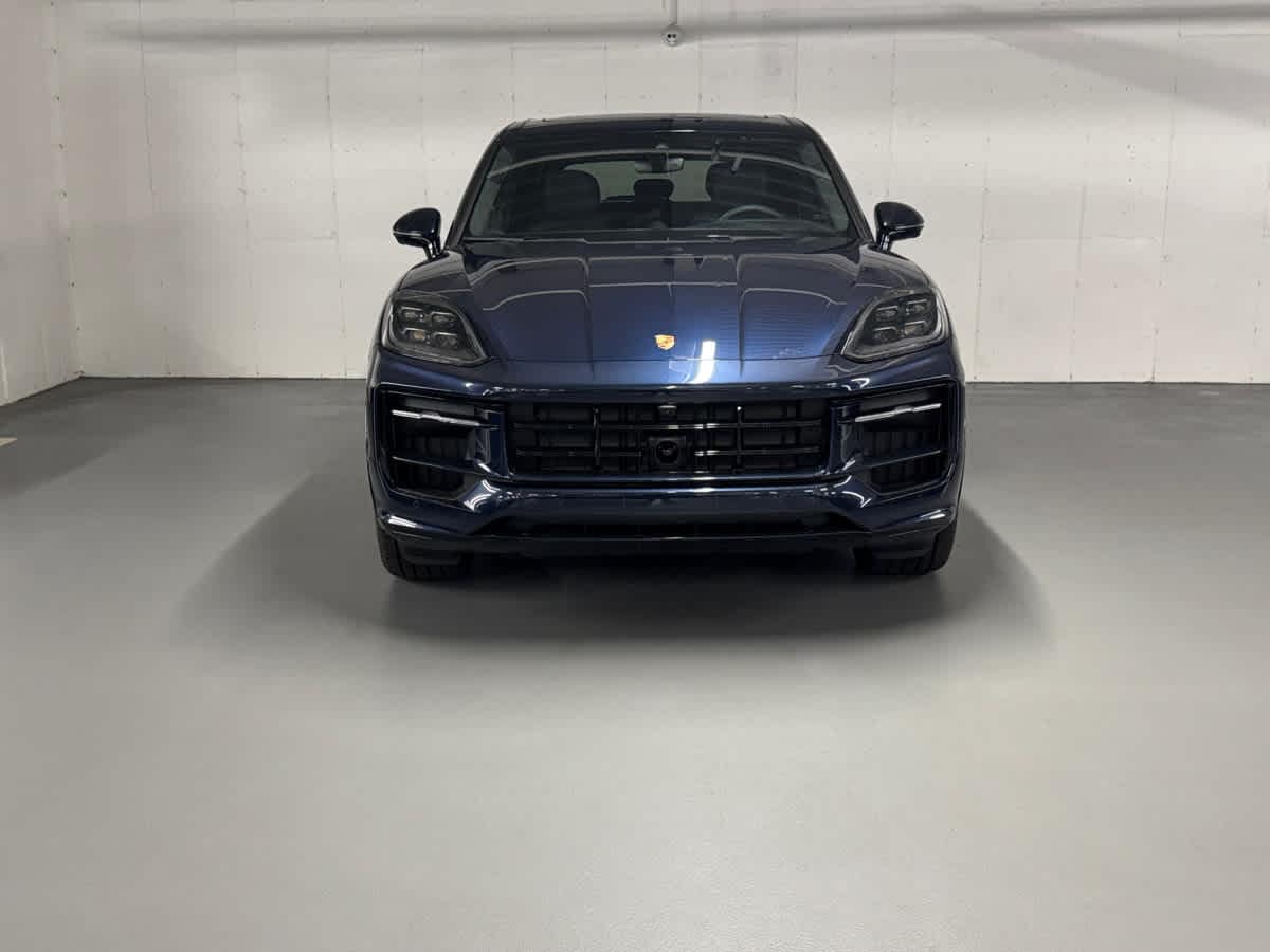 new 2025 Porsche Cayenne car